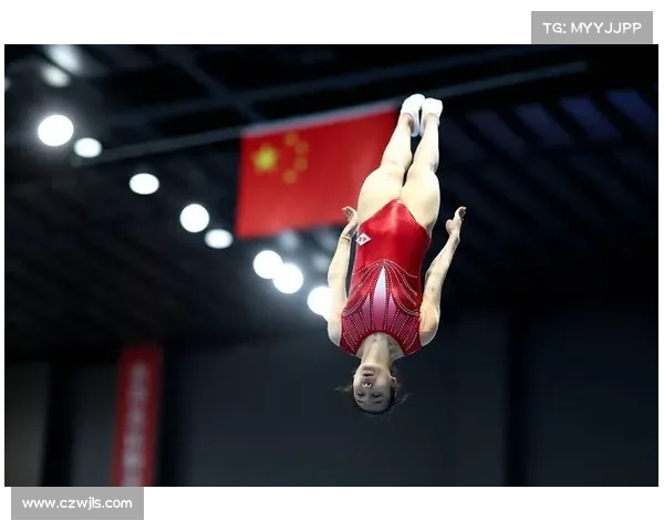 成都世运会蹦床冠军张欣欣训练受伤 双人同步赛临时换将应急调整