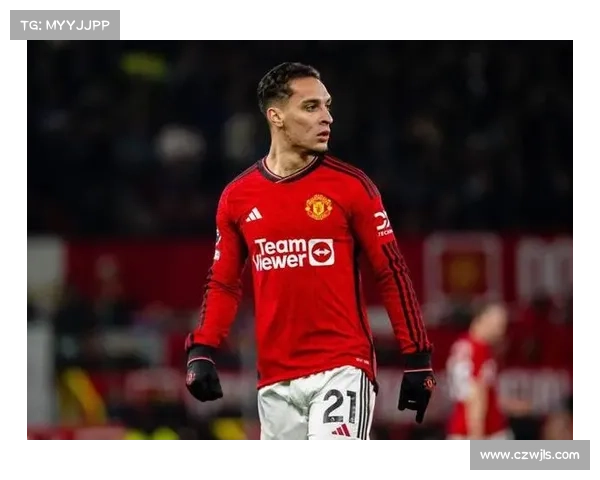 安东尼炮轰曼联长期被冷落称在曼彻斯特机场酒店滞留四十多天