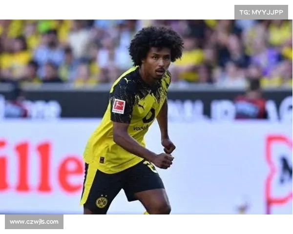 巴萨重启引援计划关注阿德耶米 德媒曝多特要价高达8000万欧